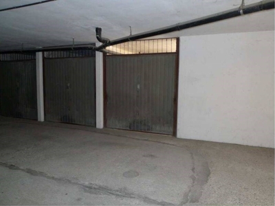 Garage in vendita a Chivasso viale Vittorio Veneto, 44
