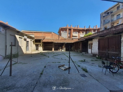 Garage in vendita a Torino corso Venezia, 4