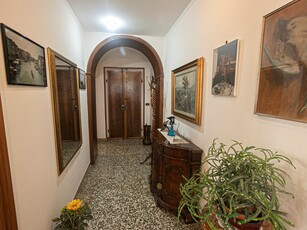 Appartamento in Affitto a Genova, zona Nervi, 730€, 100 m², arredato