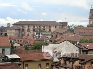 Appartamento in Affitto in Piazza 4 Novembre a Vigevano