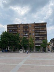 Appartamento in Affitto in Piazza Martiri della Libertà 10 a Villasanta