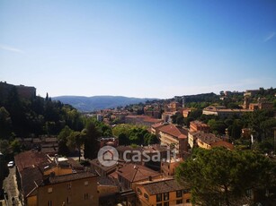 Appartamento in Affitto in Via Baldeschi a Perugia