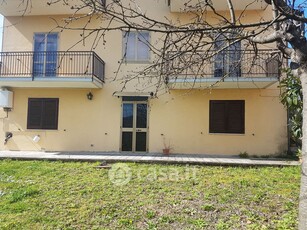 Appartamento in Affitto in Via Chiaio a Pratola Serra