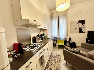 Appartamento in Affitto in Via Cola di Rienzo a Milano