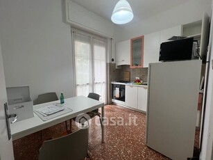 Appartamento in Affitto in Via Giuseppe Avezzana 5 a Genova