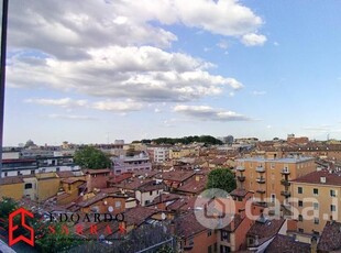 Appartamento in Affitto in Via Guglielmo Marconi 43 a Bologna