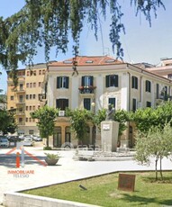 Appartamento in Affitto in Via Istria a Cosenza