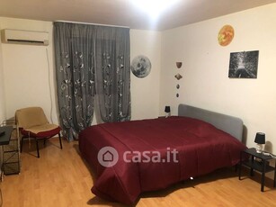 Appartamento in Affitto in Via LEONARDO VIGO a Palermo