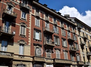 Appartamento in Affitto in Via Madama Cristina 76 a Torino