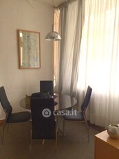 Appartamento in Affitto in Via Montello a Como