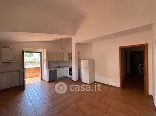 Appartamento in Affitto in Via R. Panzieri a Castelnuovo Berardenga