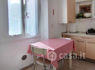 Appartamento in Affitto in Via San Cilino 25 a Trieste