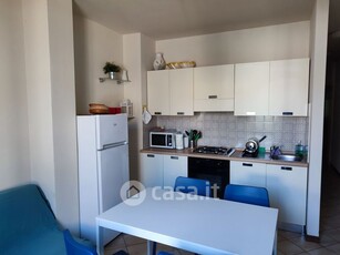 Appartamento in Affitto in Via Toscana a Pietrasanta