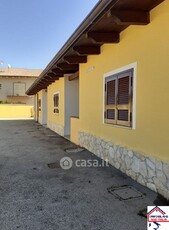 Appartamento in Affitto in Viale dei Pini Sud a Giugliano in Campania