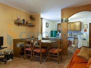 Appartamento Trilocale in ottime condizioni, in vendita in Via Aldobrandeschi 31, Castiglione D'orcia