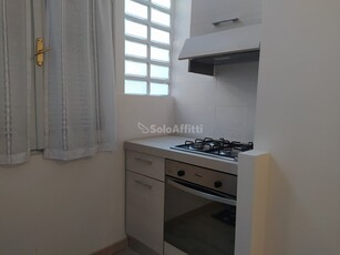 Bilocale in Affitto a Terni, zona Stazione, 310€, 40 m², arredato