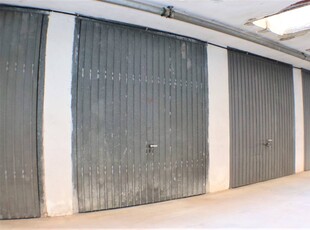 Box/Garage 13mq in vendita a Leini
