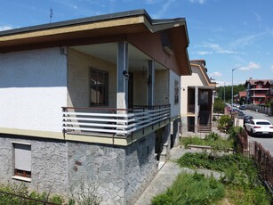 Casa in vendita in Vinovo, Italia