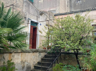 Casa singola a Monterosso Almo - Rif. L 1903