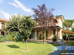 Casa singola in vendita a Poveromo - Massa