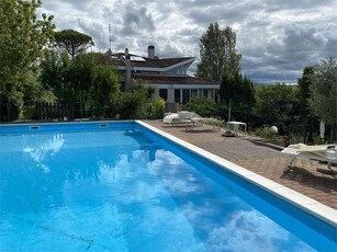 Cerasolo alta prestigiosa villa con piscina