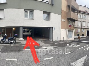 Garage/Posto auto in Affitto in Largo Giulio Ascanio Canal 1 a Trieste