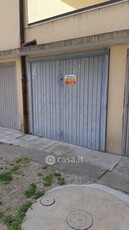 Garage/Posto auto in Affitto in Via Ponte della Roda a Rovigo