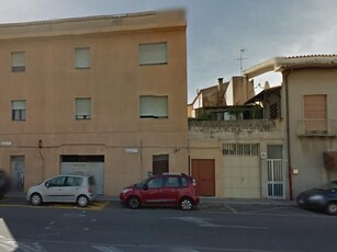 Negozio in Vendita a Oristano, 74'000€, 75 m²