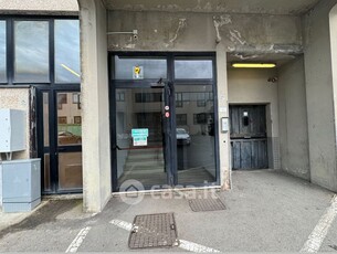 Negozio/Locale commerciale in Affitto in Via dei Pratoni 27 a Scandicci