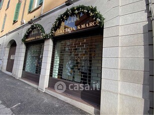 Negozio/Locale commerciale in Affitto in Via G. Camozzi 50 a Bergamo