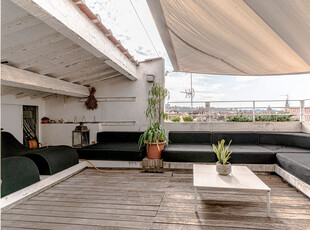 Panoramico attico con ampia terrazza abitabile