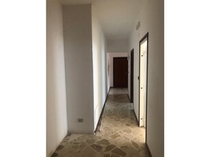 Trilocale in Vendita a Palermo, 110'000€, 100 m²