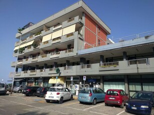 Ufficio in Affitto in Via Salvatore Quasimodo a Bari