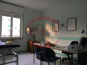 Ufficio / Studio in vendita a Sarzana
