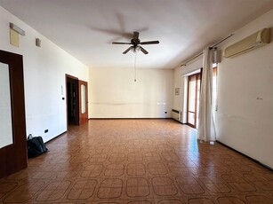 Vendita Appartamento, in zona FILISTO, SIRACUSA