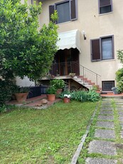 Villa con giardino, Livorno collinaia