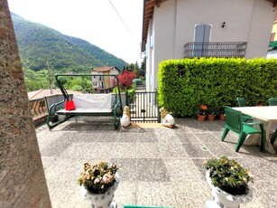 Villa con terrazzo a Lumezzane