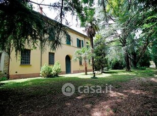 Villa in Affitto in a Forlì