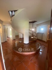 Villa in Affitto in Viale San Concordio 211 a Lucca