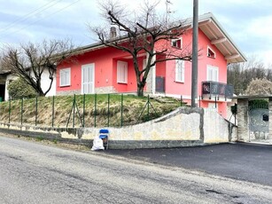 villa in vendita a Albizzate