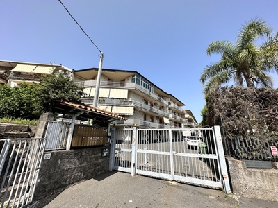 Casa a Aci Sant'Antonio in Via Giacomo Matteotti