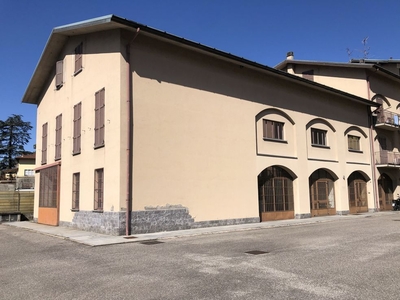 Casa indipendente in vendita a Como