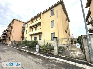 Appartamento arredato Mirabello / città giardino