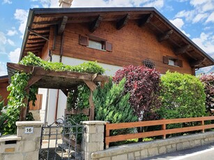 Appartamento 'Casa Grafa Bormio' con vista sulle montagne, giardino in comune e Wi-Fi