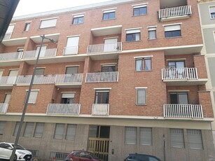 Appartamento con box, Asti centro