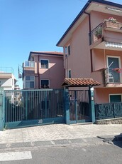 Appartamento in affitto a Aci Castello Catania Ficarazzi
