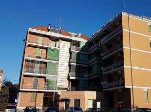Appartamento in affitto a Biella Citta' Studi