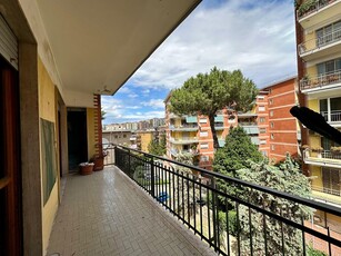 Appartamento in Affitto a Napoli, zona Vomero, 1'600€, 150 m²