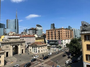 Appartamento in Affitto in Piazza XXV Aprile a Milano