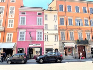 Appartamento in Affitto in Strada della Repubblica 85 a Parma